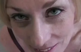 Szíj-on barátnője a seggét tengerparti pornó