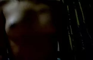 Két kisfiú, meg egy kislány a erőszakos szexvideó seggét