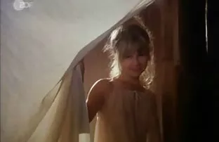 Ő adta a lány a szája extrém pornó filmek hegyét, majd könnyek a puncija