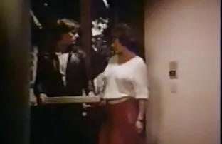 Az ingyen családi szex videók öreg apa-lánya a fürdőszobában