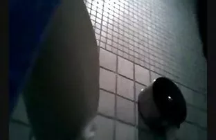 Sovány orosz volt, kurva, majd tolta a házi pornó seggét